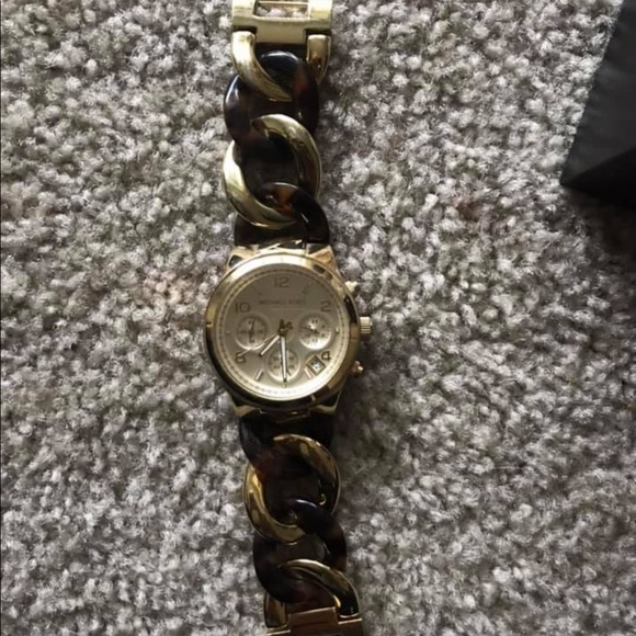 Michael Kors turtle watch